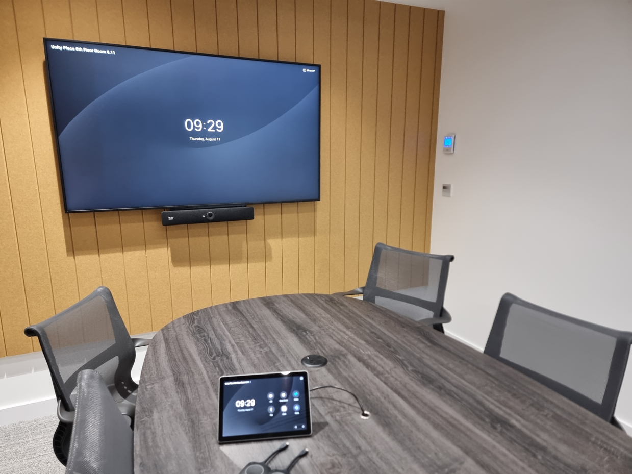 6 Person Meeting Room